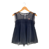 Blusa sleeveless plisada