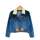 Chaqueta denim con recamado